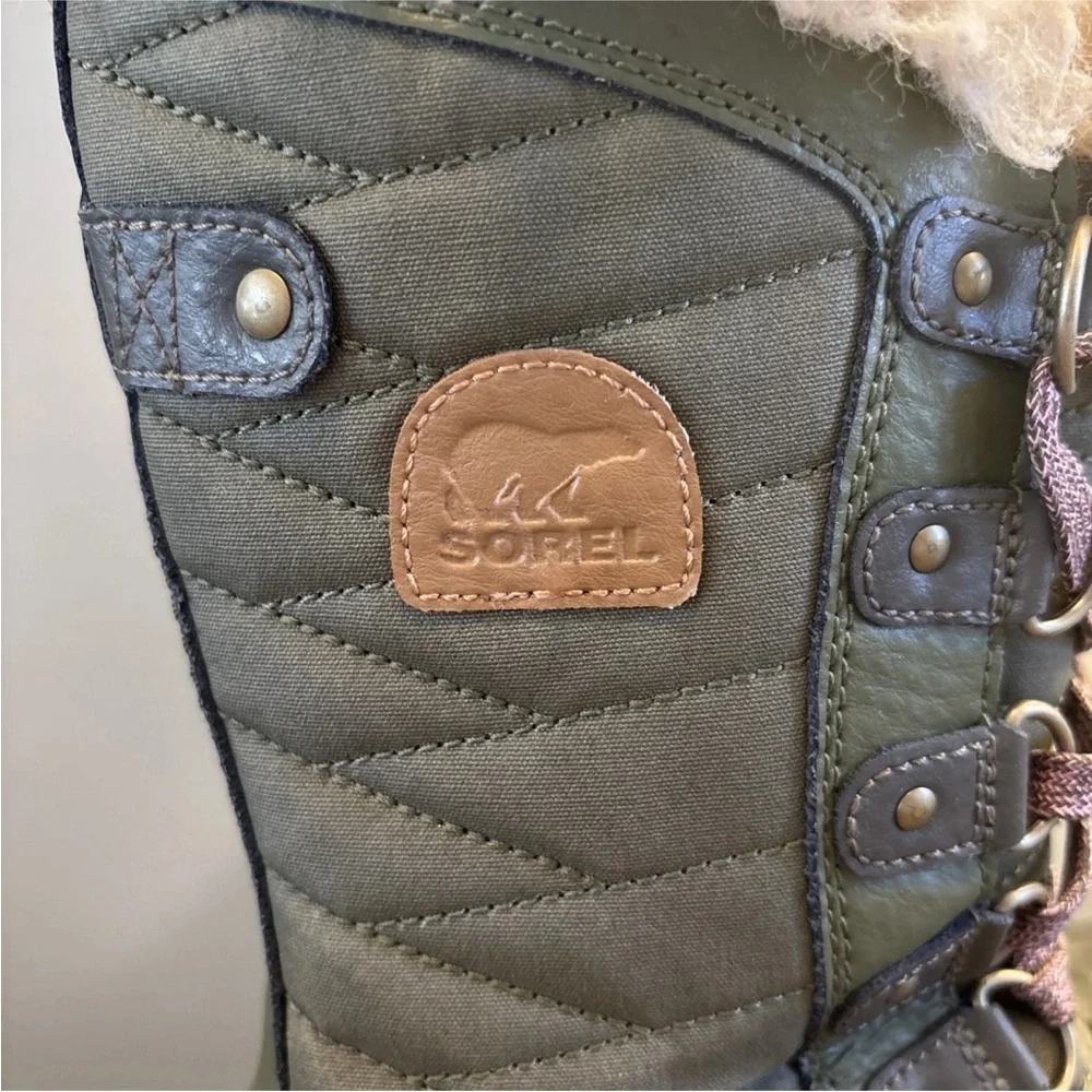 Sorel Youth Waterproof Winter Boots Size 3 Green And Pink